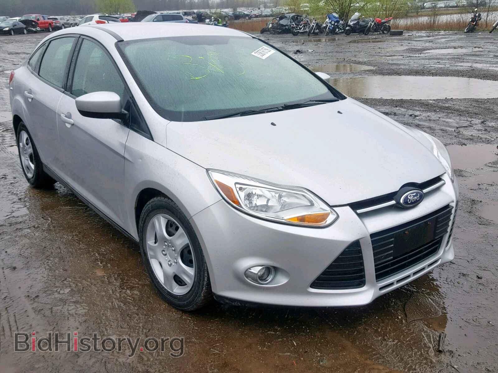Photo 1FAHP3F29CL361146 - FORD FOCUS SE 2012