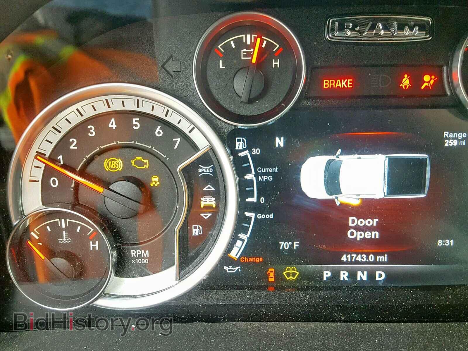 2017 RAM 1500 SLT - VIN: 1C6RR6LT2HS801865 - Фото 8
