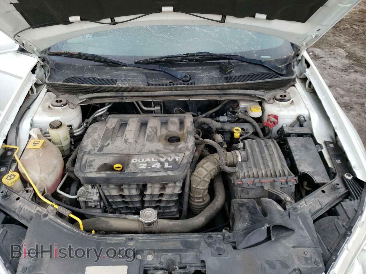 2014 CHRYSLER 200 - VIN: 1C3CCBAB2EN210582 - Photo 7