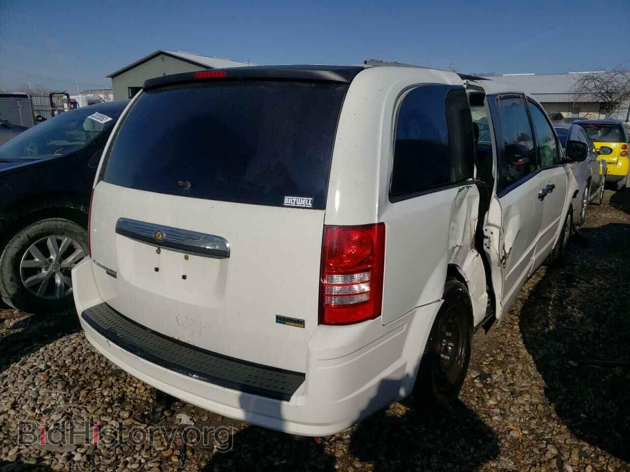 2008 CHRYSLER MINIVAN - VIN: 2A8HR44H28R678971 - Фото 4