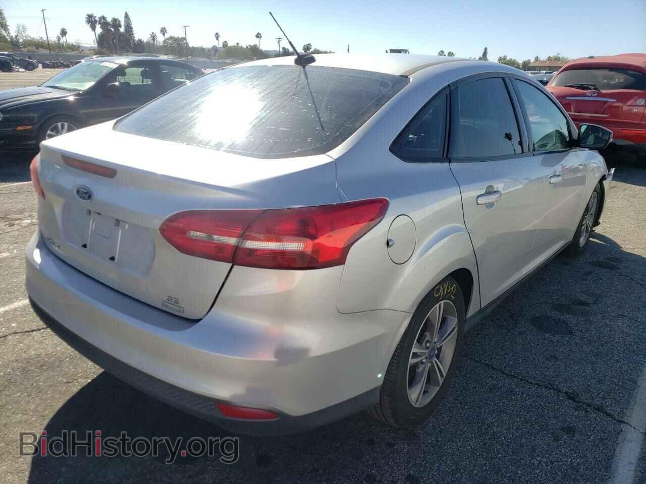 2017 FORD FOCUS - VIN: 1FADP3FE4HL292818 - Photo 4