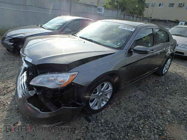 2013 CHRYSLER 200 - VIN: 1C3CCBAB3DN685835 - Фото 2