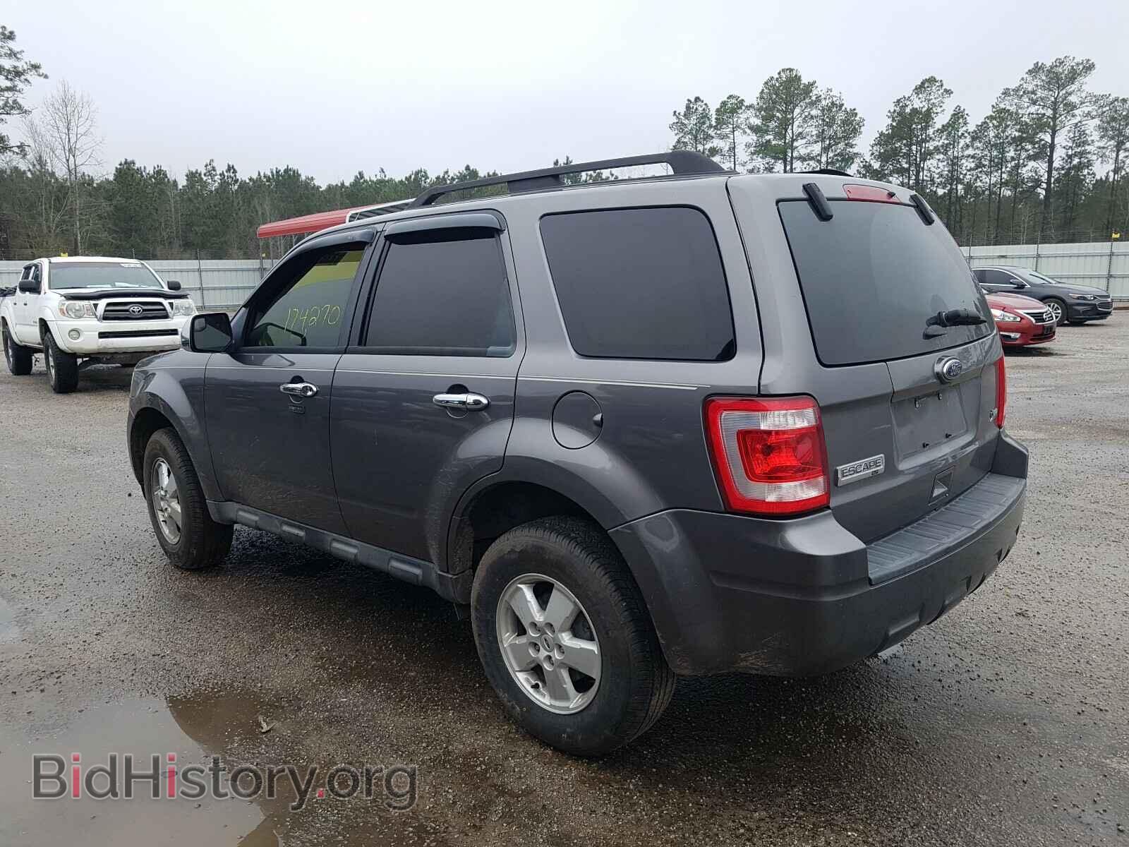 2011 FORD ESCAPE - VIN: 1FMCU0DG5BKB27239 - Фото 3