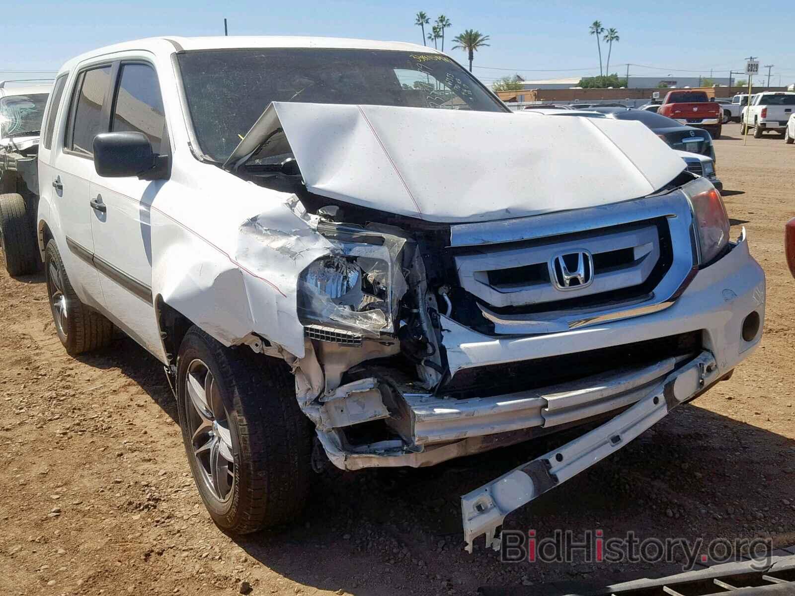 Photo 5FNYF3H24BB021351 - HONDA PILOT LX 2011