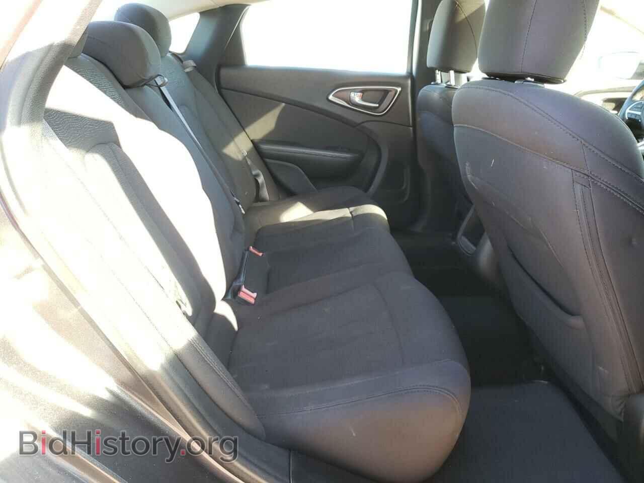 2015 CHRYSLER 200 - VIN: 1C3CCCAB1FN674356 - Фото 6