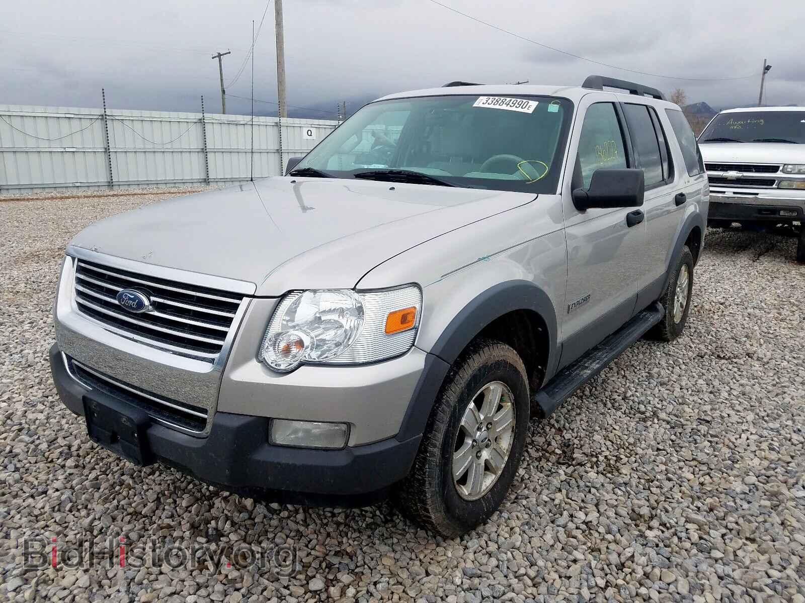 2006 FORD EXPLORER - VIN: 1FMEU73E76ZA22412 - Photo 2