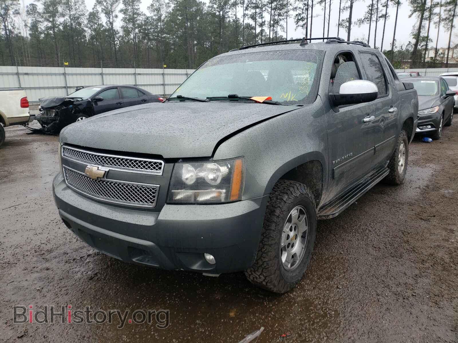 2011 CHEVROLET AVALANCHE - VIN: 3GNTKFE39BG122133 - Фото 2