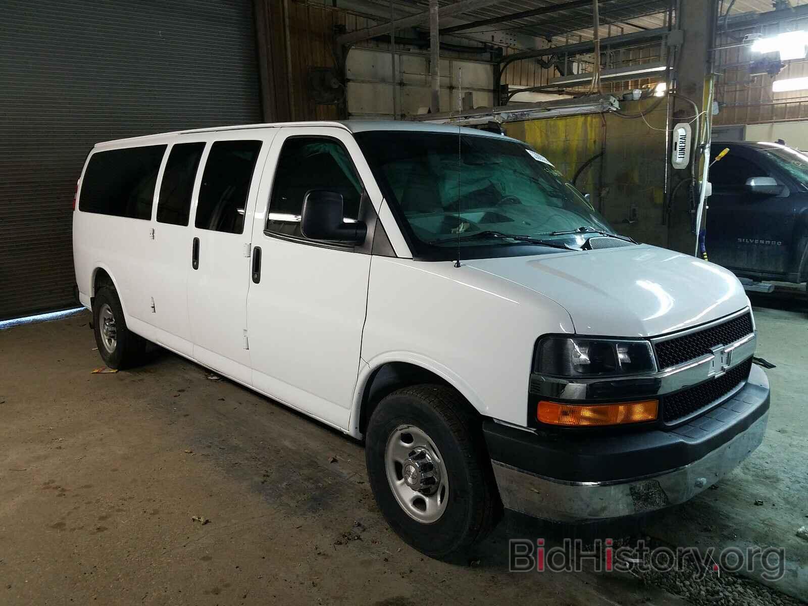 Photo 1GAZGPFG8H1219903 - CHEVROLET EXPRESS 2017