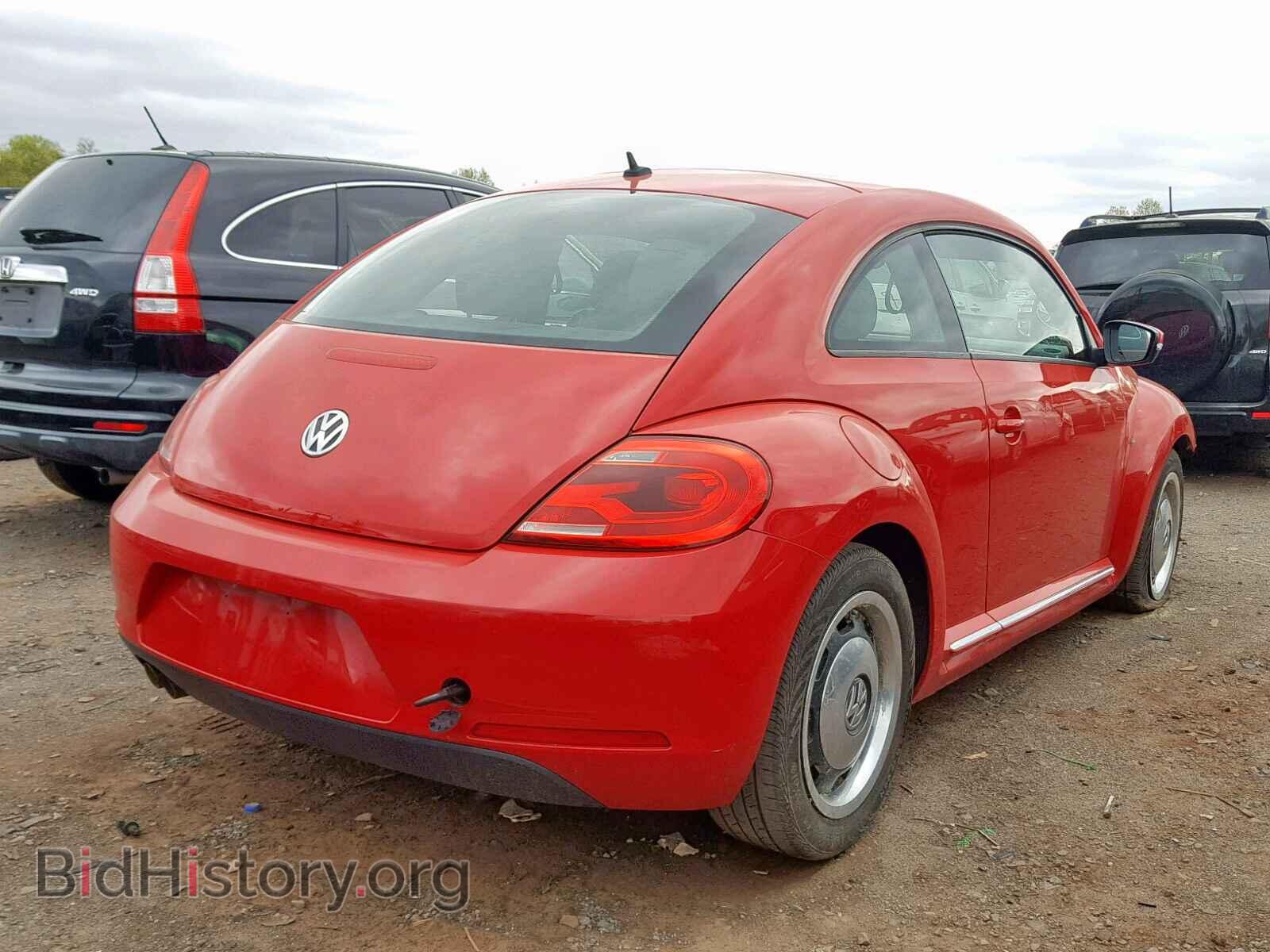 2012 VOLKSWAGEN BEETLE - VIN: 3VWJP7AT9CM633032 - Фото 4