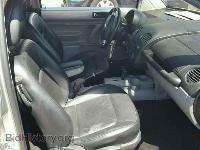 2000 VOLKSWAGEN BEETLE - VIN: 3VWCC21C1YM433129 - Фото 5
