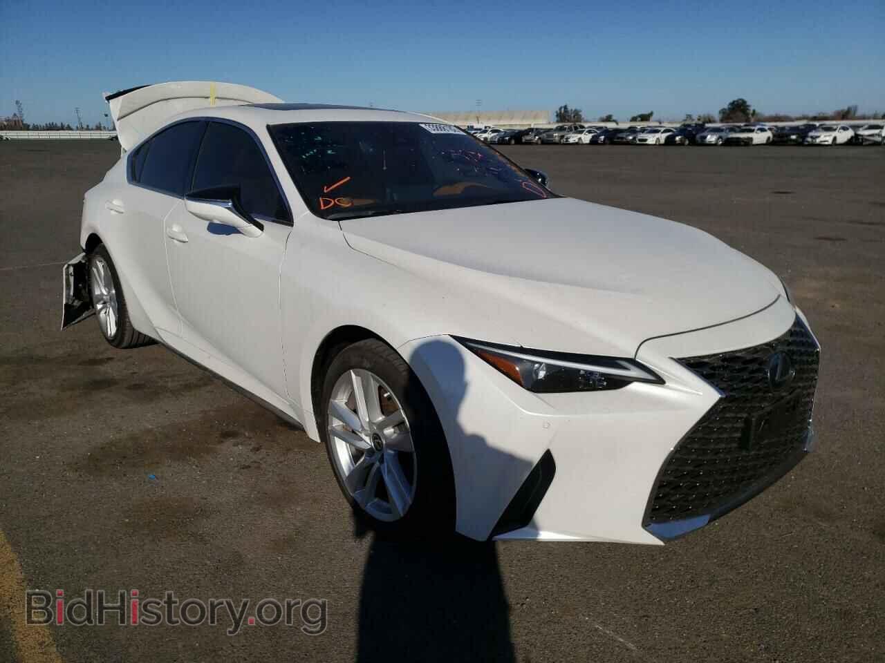 Photo JTHC81F24M5046863 - LEXUS IS 2021