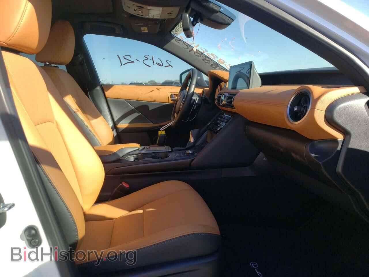 2021 LEXUS IS - VIN: JTHC81F24M5046863 - Photo 5