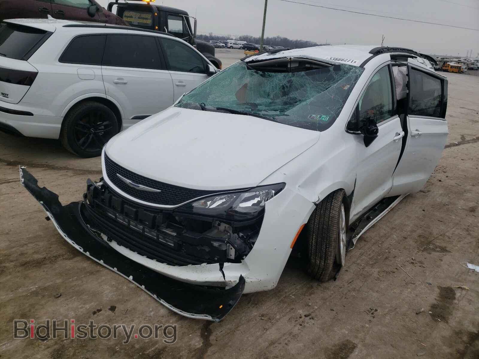 2020 CHRYSLER MINIVAN - VIN: 2C4RC1DG9LR256840 - Фото 2