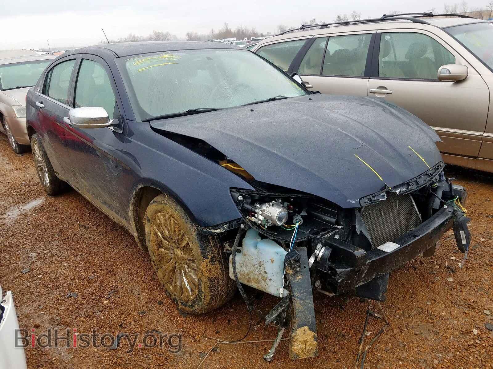 Photo 1C3BC2FG2BN526804 - CHRYSLER 200 2011