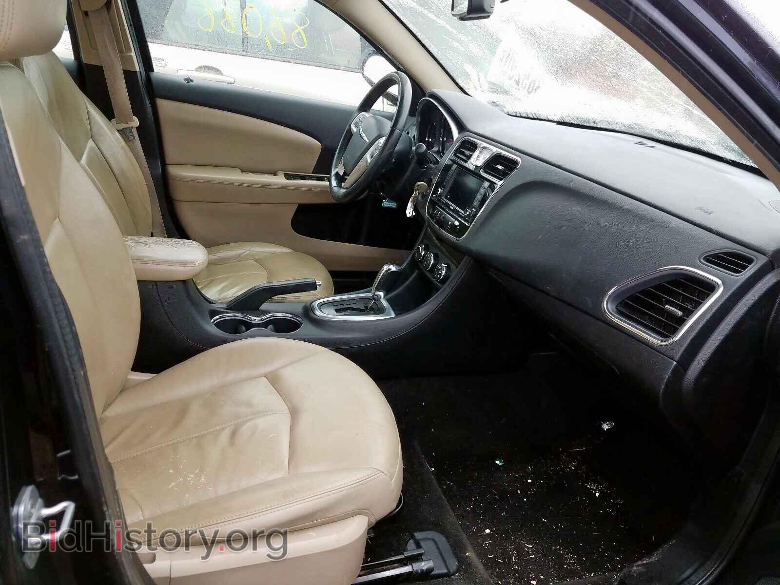 2011 CHRYSLER 200 - VIN: 1C3BC2FG2BN526804 - Фото 5