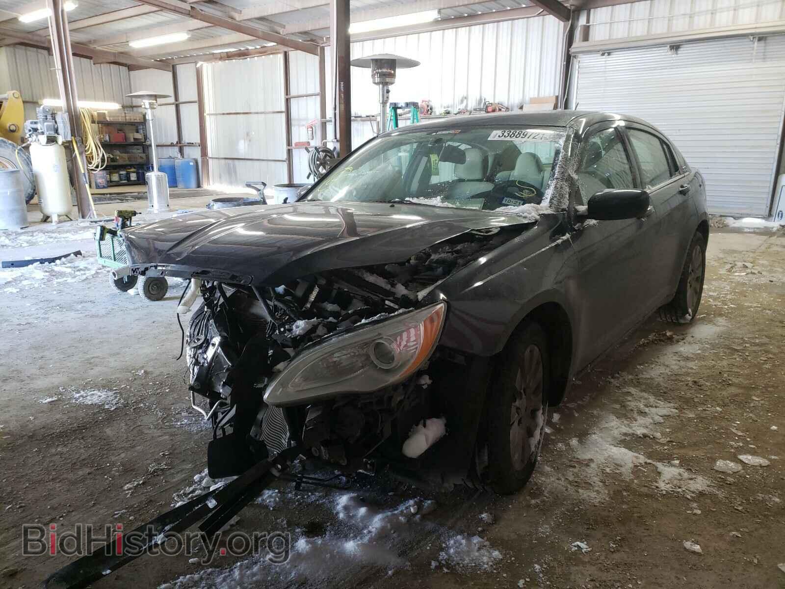 2013 CHRYSLER 200 - VIN: 1C3CCBAB9DN622593 - Фото 2