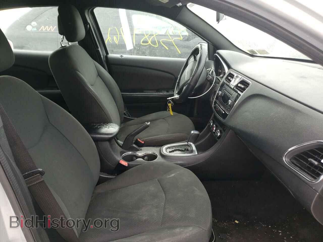 2012 CHRYSLER 200 - VIN: 1C3CCBAB5CN166204 - Фото 5