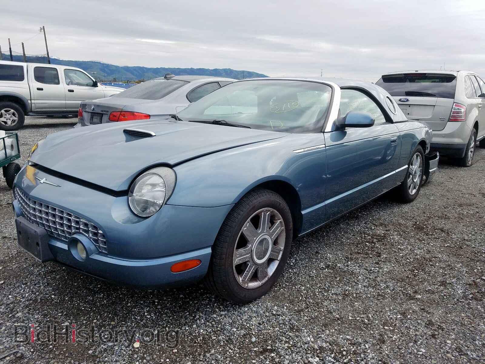 2005 FORD TBIRD - VIN: 1FAHP60A15Y100598 - Фото 2
