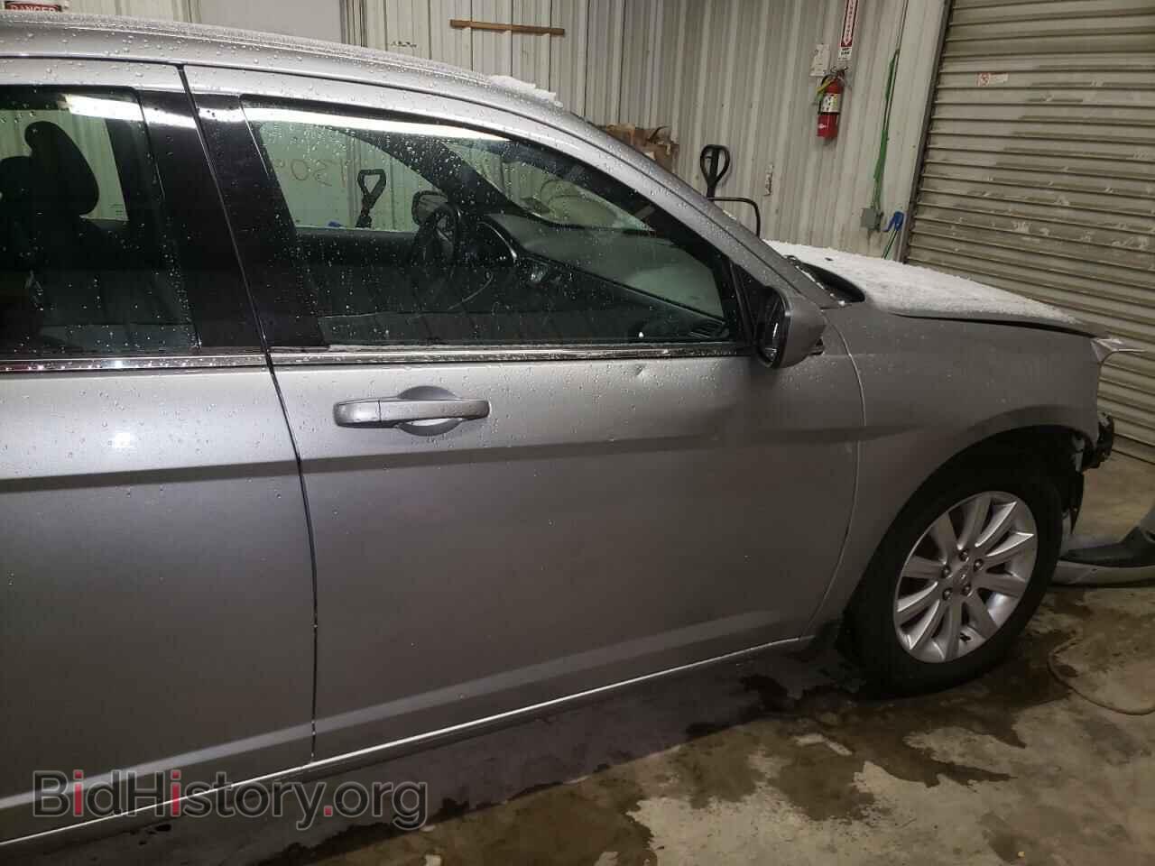 2013 CHRYSLER 200 - VIN: 1C3CCBBB0DN513910 - Фото 9