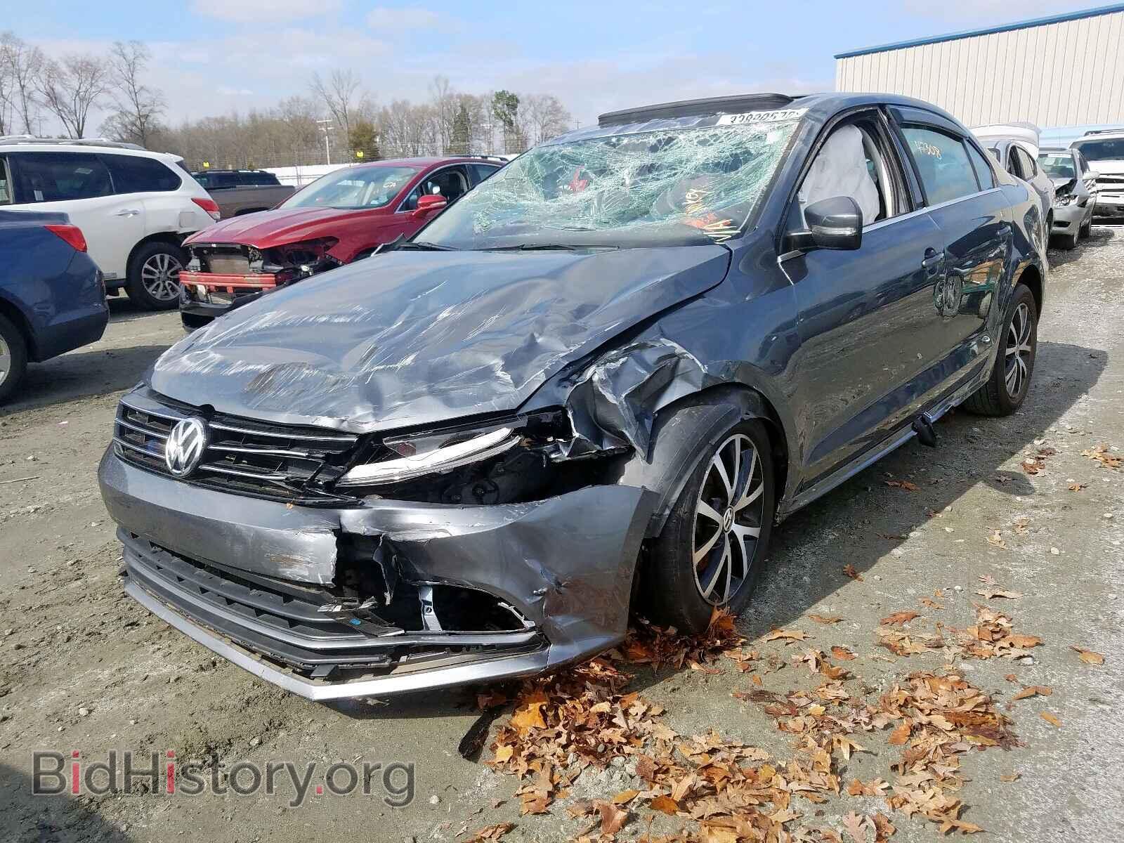 2017 VOLKSWAGEN JETTA - VIN: 3VWDB7AJ2HM205708 - Photo 2