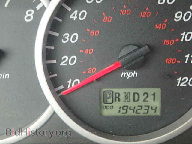 2004 MAZDA TRIBUTE - VIN: 4F2CZ06164KM32475 - Фото 8