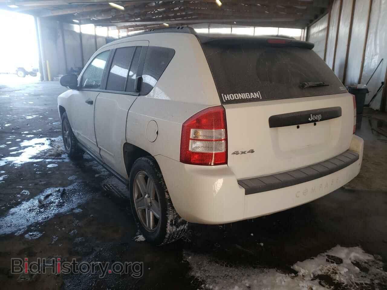 2009 JEEP COMPASS - VIN: 1J4FF47B69D205863 - Photo 3