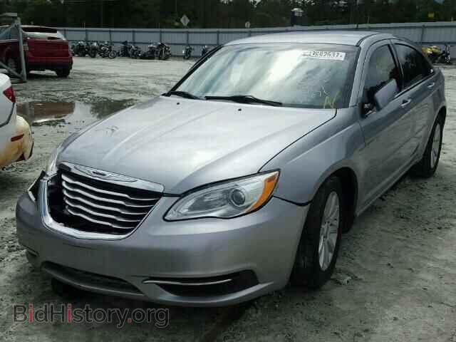 2013 CHRYSLER 200 - VIN: 1C3CCBBB9DN588637 - Фото 2