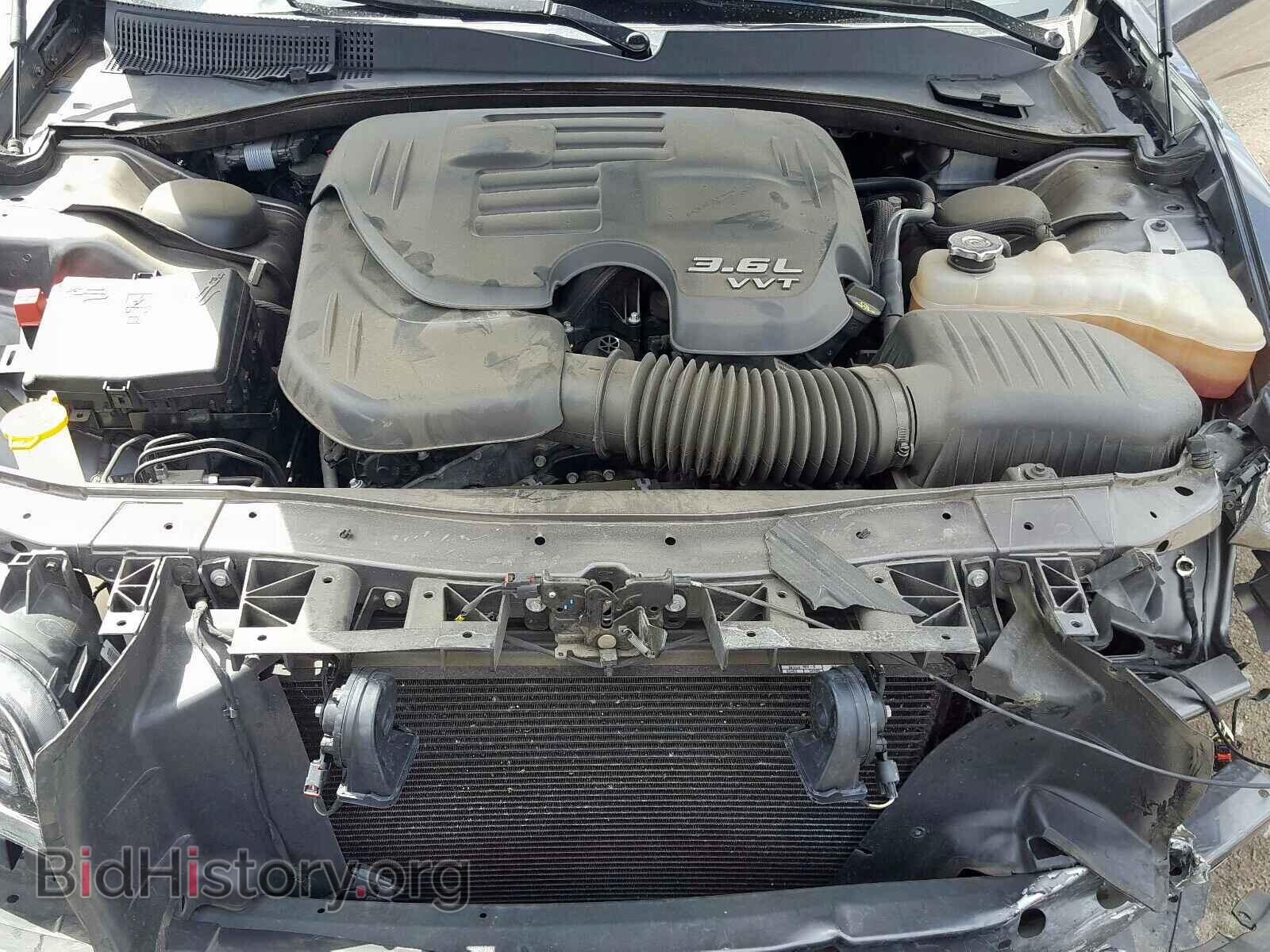 2019 CHRYSLER 300 - VIN: 2C3CCABG8KH585451 - Фото 7