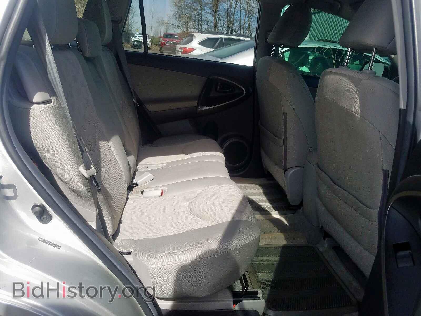 2011 TOYOTA RAV4 - VIN: 2T3BF4DV0BW170801 - Фото 6