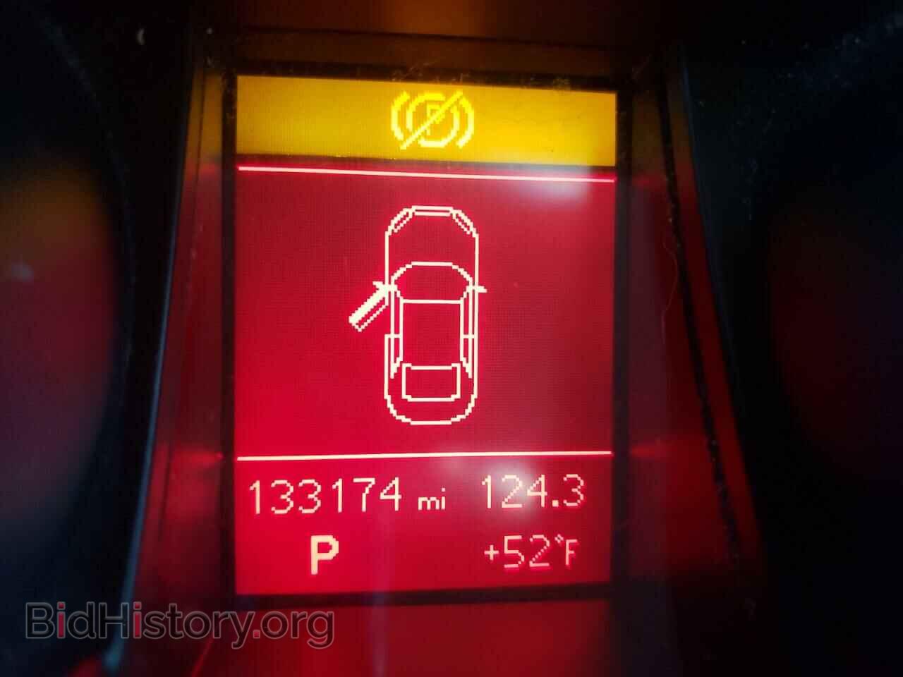2010 AUDI A5 - VIN: WAULFAFR3AA009453 - Фото 8