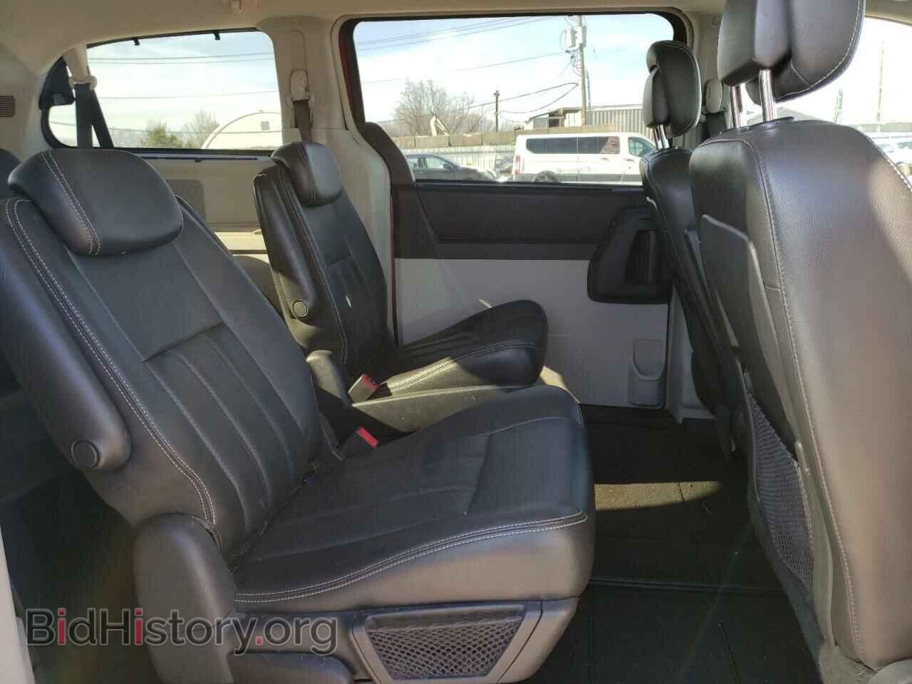 2010 CHRYSLER MINIVAN - VIN: 2A4RR8DX6AR415327 - Фото 6