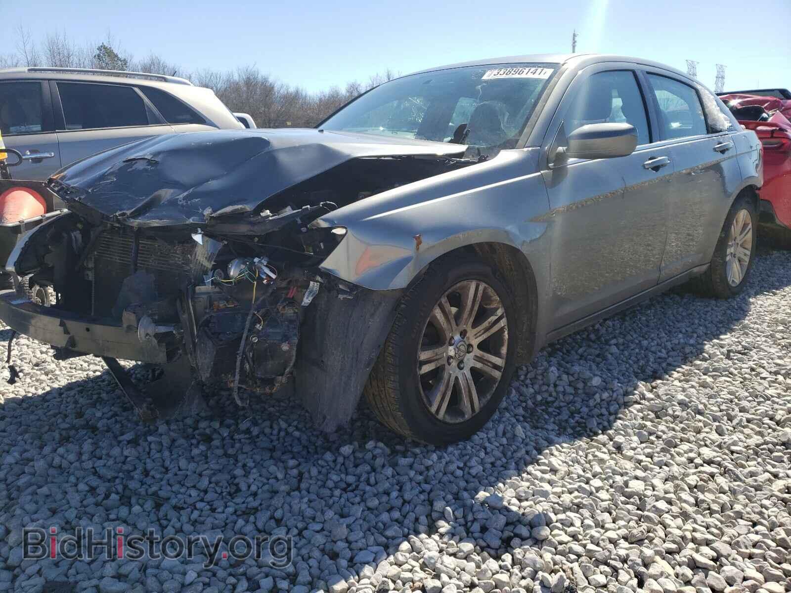 2012 CHRYSLER 200 - VIN: 1C3CCBBB1CN151598 - Фото 2