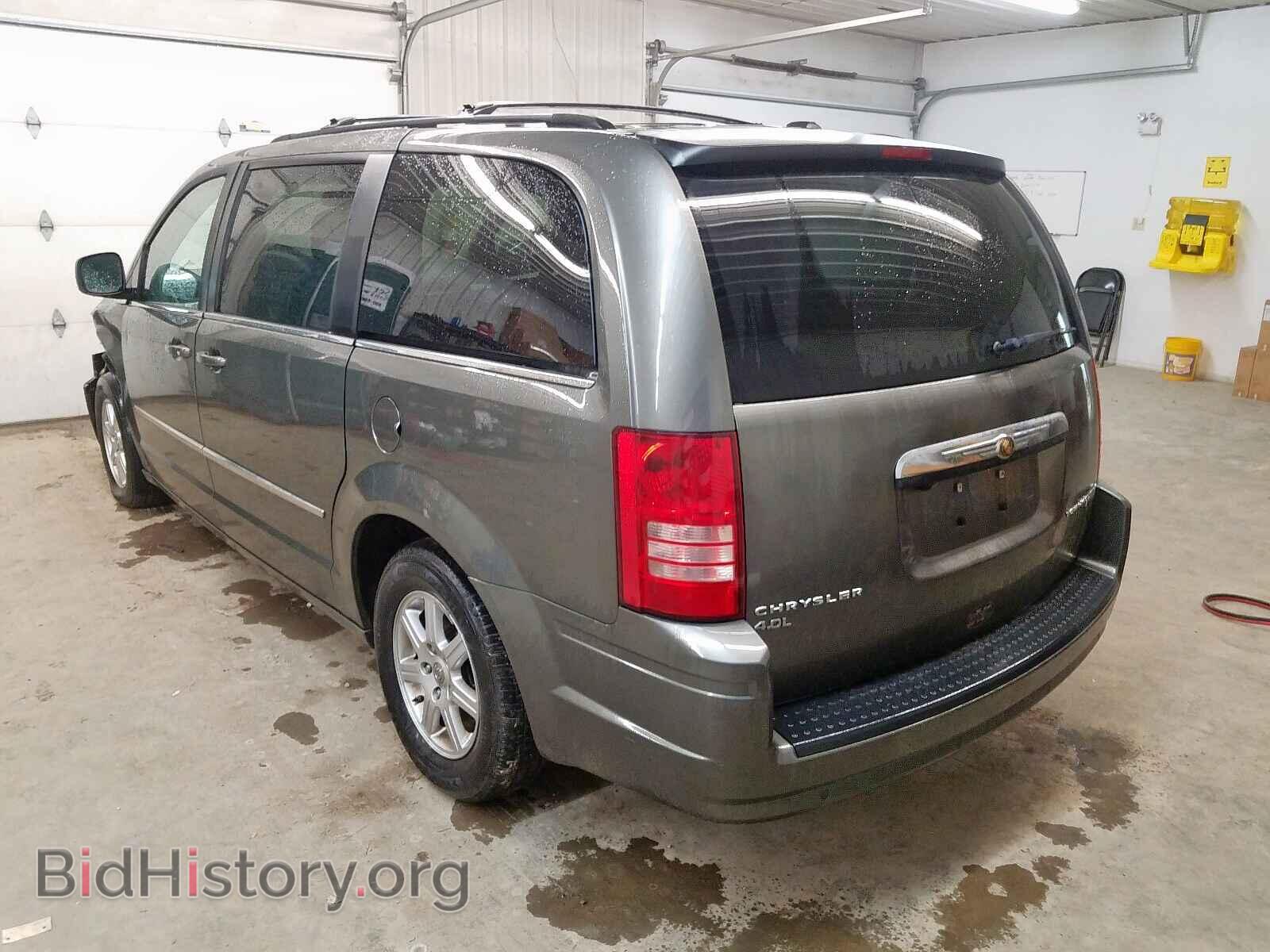 2010 CHRYSLER MINIVAN - VIN: 2A4RR8DX9AR449486 - Фото 3