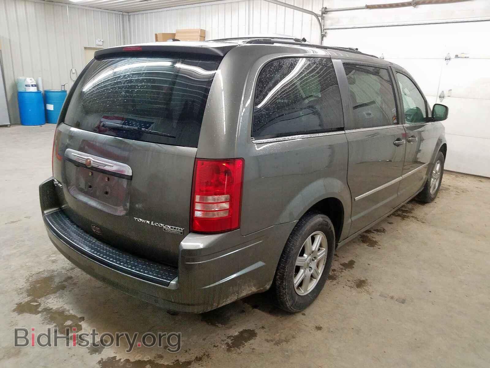 2010 CHRYSLER MINIVAN - VIN: 2A4RR8DX9AR449486 - Фото 4