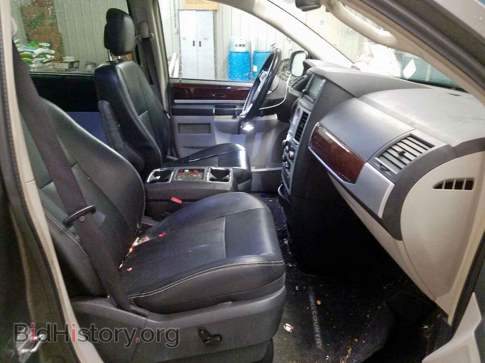 2010 CHRYSLER MINIVAN - VIN: 2A4RR8DX9AR449486 - Фото 5