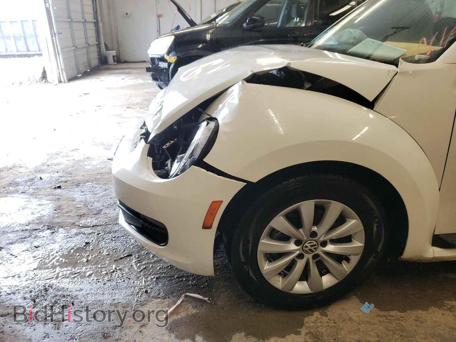 2014 VOLKSWAGEN BEETLE - VIN: 3VWFP7AT8EM604419 - Фото 9