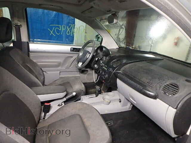 2000 VOLKSWAGEN BEETLE - VIN: 3VWCC21CXYM477968 - Фото 5