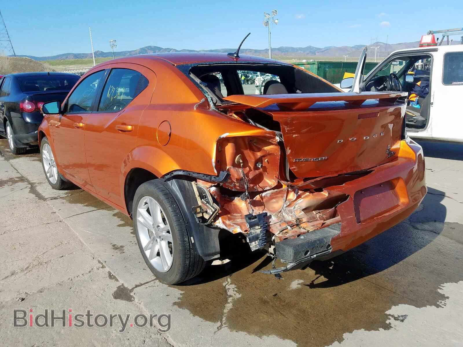 2011 DODGE AVENGER - VIN: 1B3BD1FG6BN605638 - Фото 3