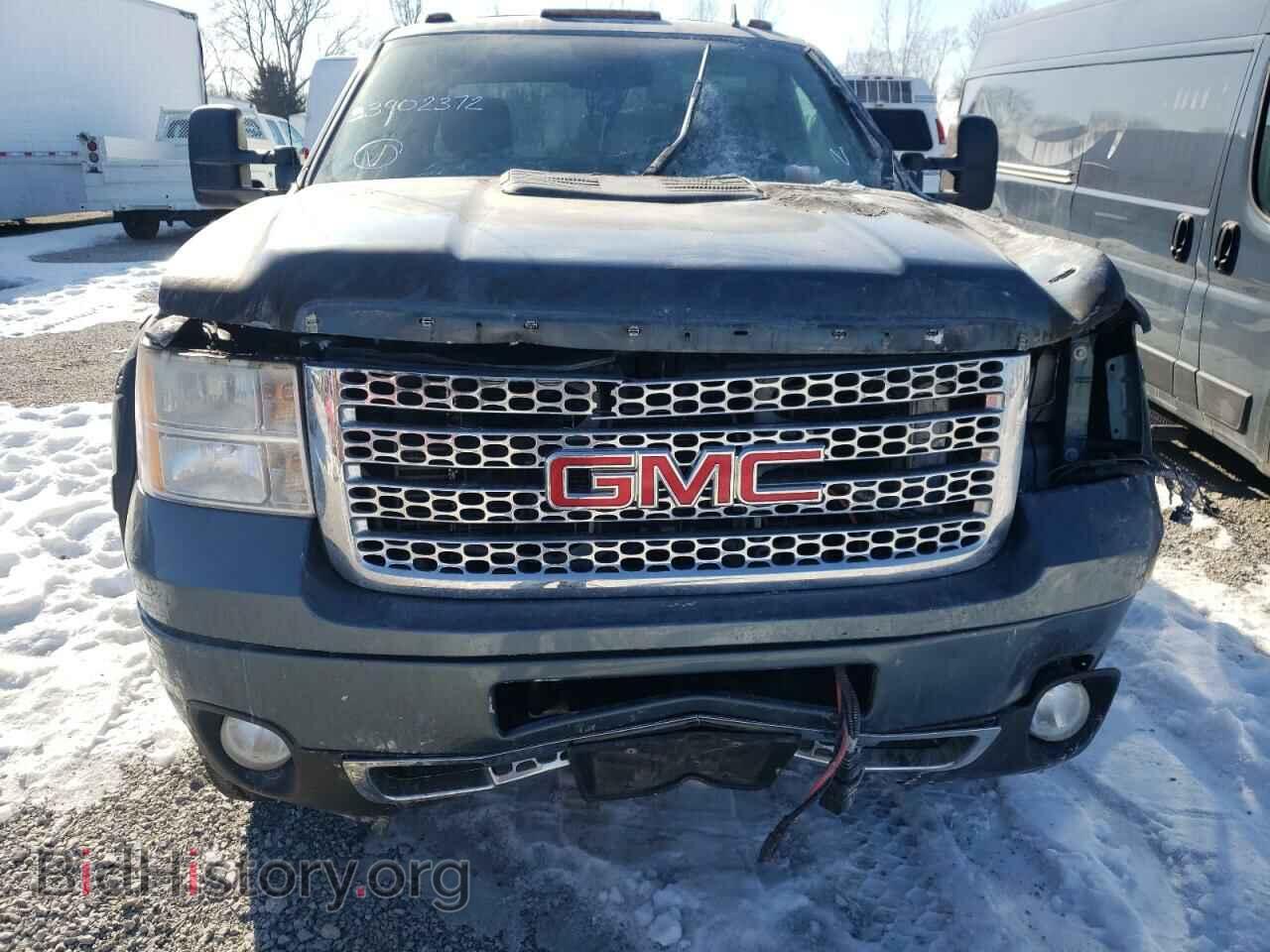 2011 GMC SIERRA - VIN: 1GT426C84BF208737 - Фото 9