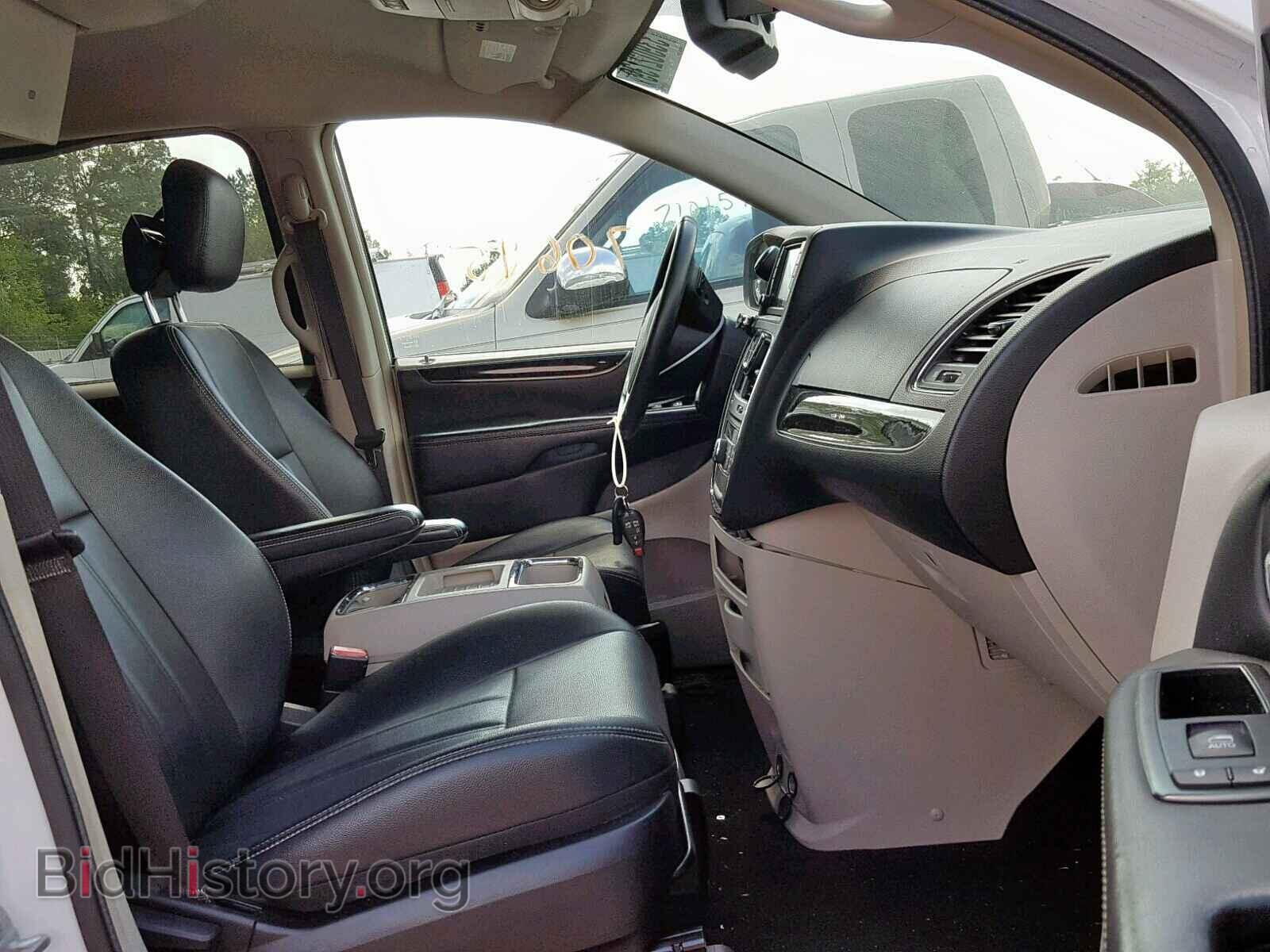 2015 CHRYSLER TOWN & COU - VIN: 2C4RC1BG0FR582176 - Фото 5