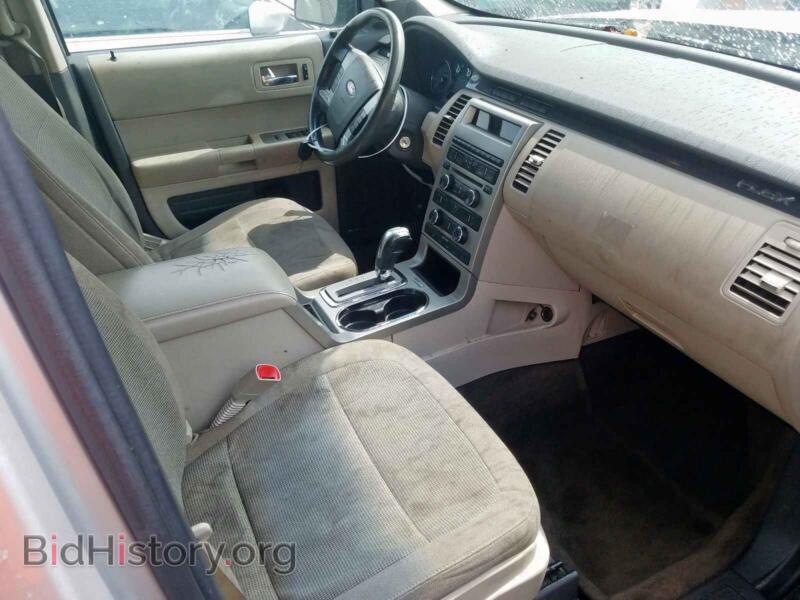 2011 Ford FLEX (VIN 2FMGK5BC1BBD12192) — photo 5 of 10