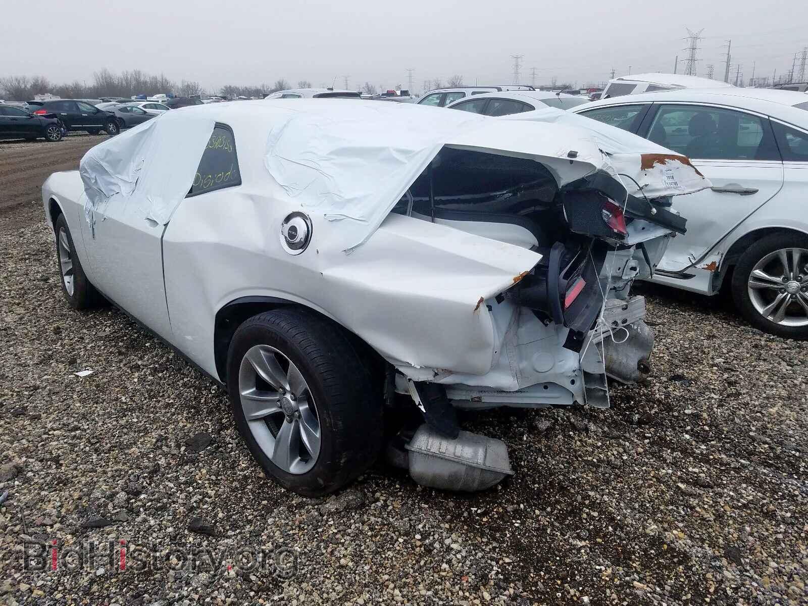 2018 DODGE CHALLENGER - VIN: 2C3CDZAG1JH276710 - Фото 3