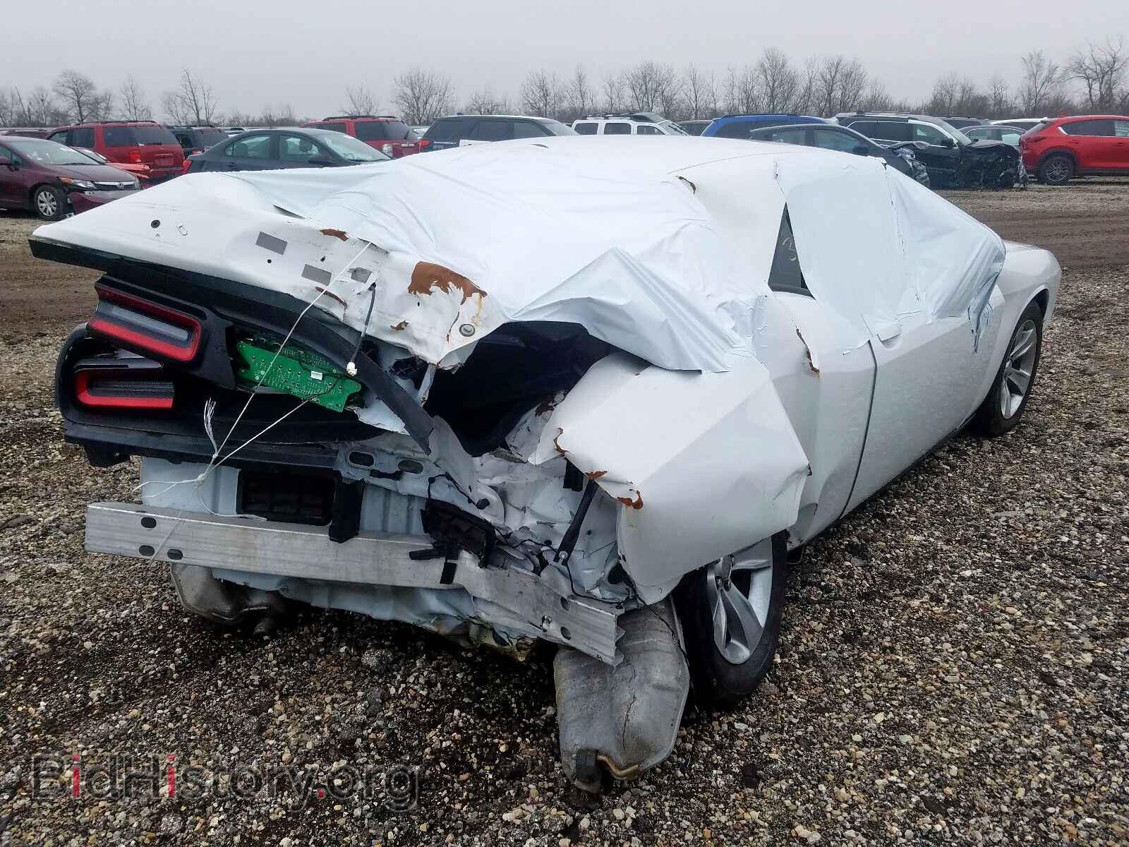 2018 DODGE CHALLENGER - VIN: 2C3CDZAG1JH276710 - Фото 4
