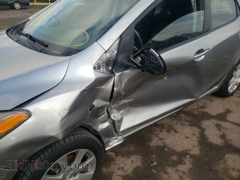 2011 Mazda 2 (VIN JM1DE1HZ4B0101654) — фото 9 из 10
