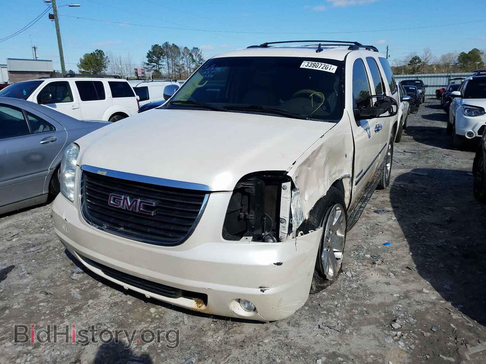 2011 GMC YUKON - VIN: 1GKS1CE03BR160974 - Фото 2