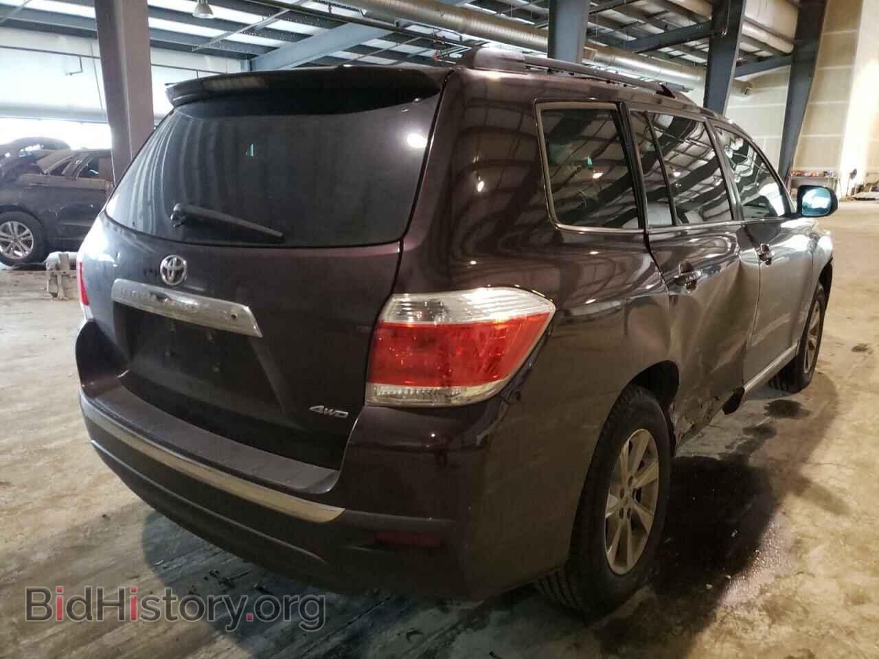 2012 TOYOTA HIGHLANDER - VIN: 5TDBK3EH3CS097103 - Фото 4
