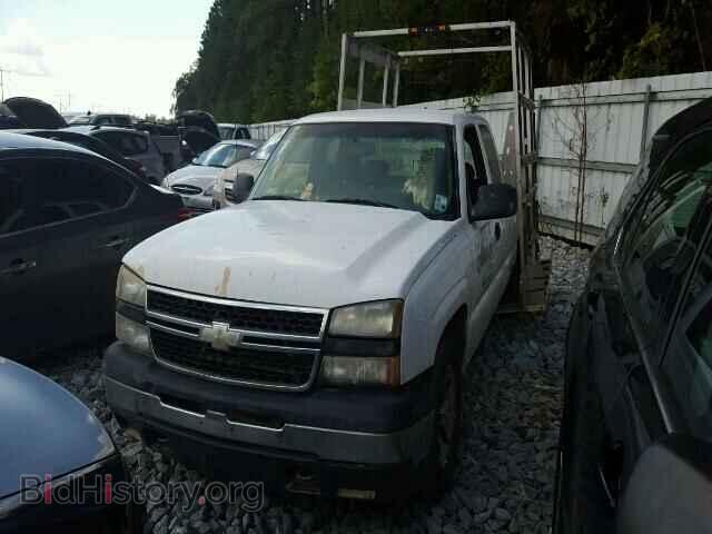 2006 CHEVROLET SILVERADO - VIN: 2GCEC19V861284668 - Фото 2