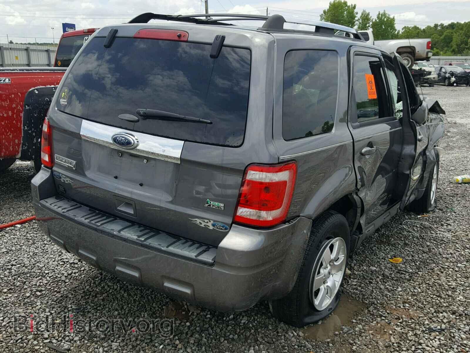 2011 FORD ESCAPE - VIN: 1FMCU0EG0BKB18656 - Фото 4