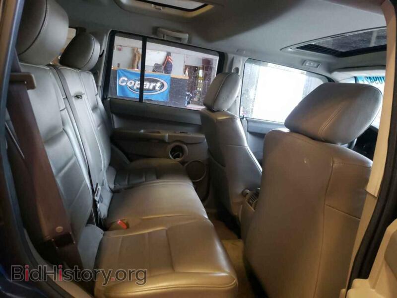 2006 Jeep COMMANDER (VIN 1J8HG48N06C129636) — photo 6 of 10