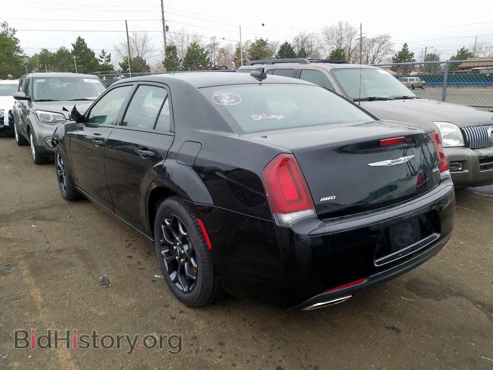 2019 CHRYSLER 300 - VIN: 2C3CCAGG0KH569107 - Фото 3